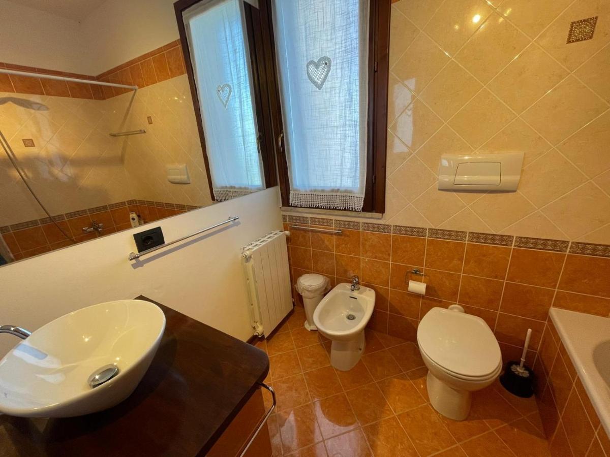 B&B Roomantic & Piscina Idromassaggio Чефалу Екстер'єр фото