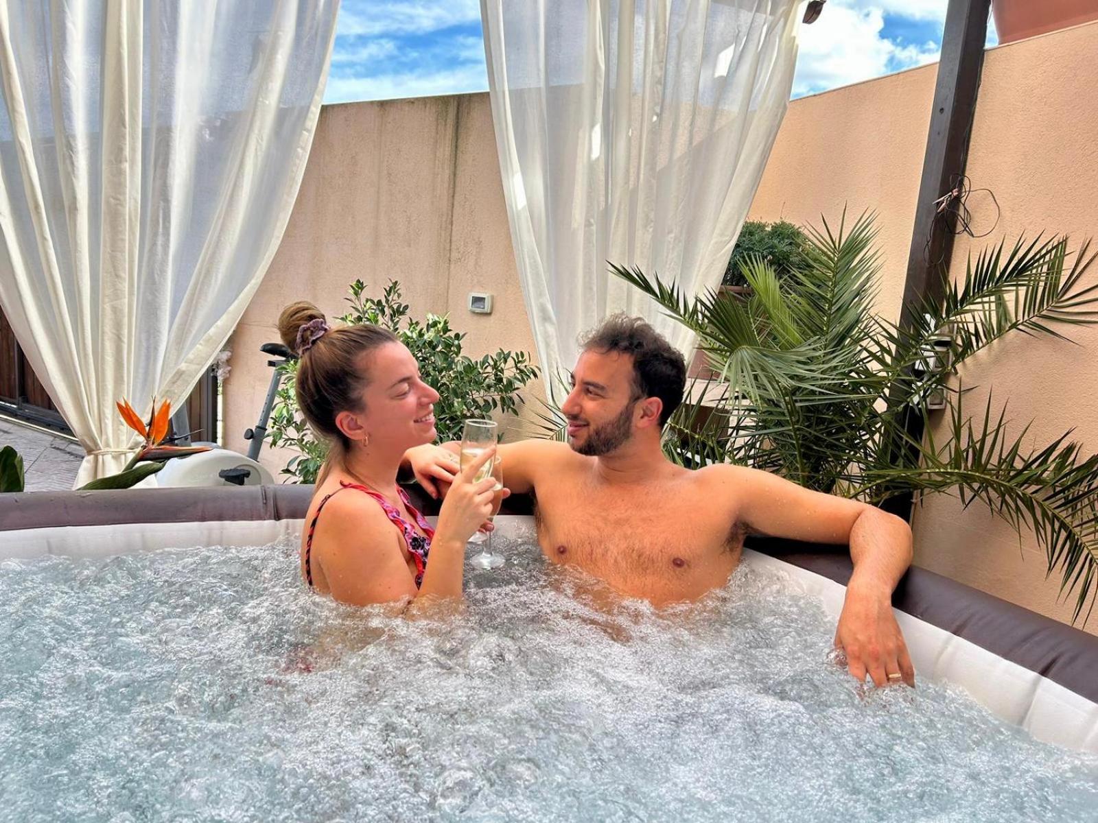 B&B Roomantic & Piscina Idromassaggio Чефалу Екстер'єр фото